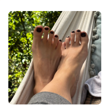 FunWithFeet seller demonstrating Toes angle